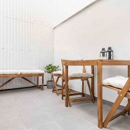 Fresh & Stylish Apartment With Parking By Rems Málaga Buitenkant foto