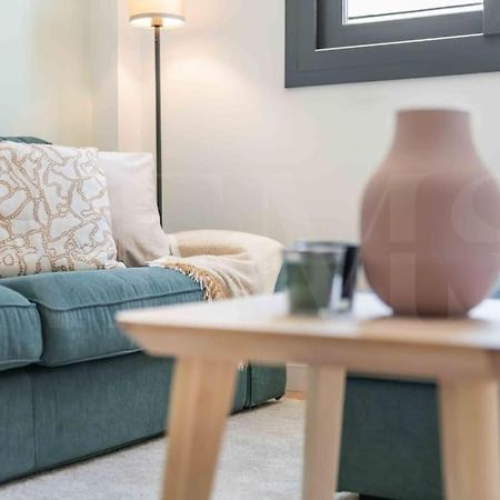 Fresh & Stylish Apartment With Parking By Rems Málaga Buitenkant foto